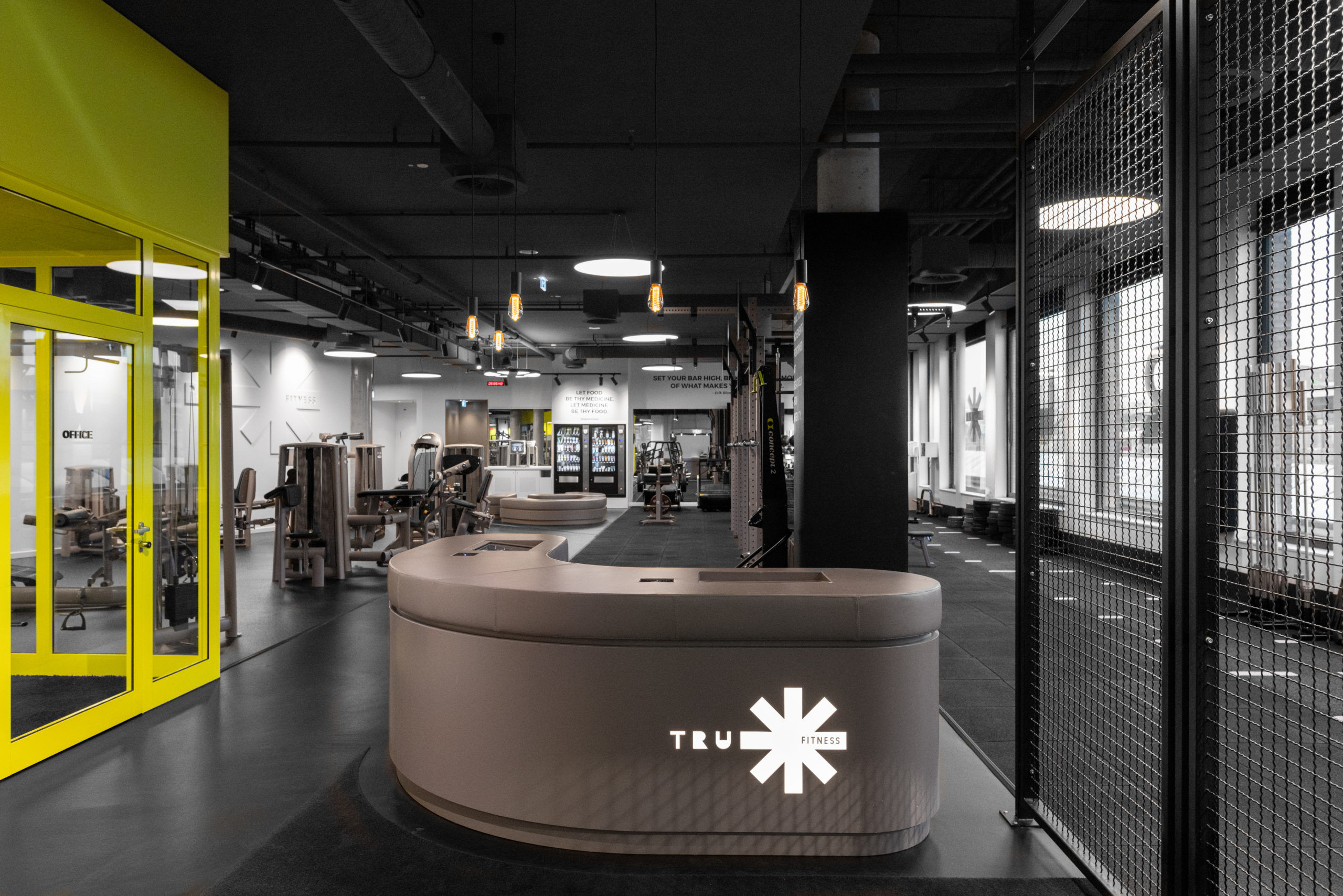 20220328_TRUFitnessGym_Eingang